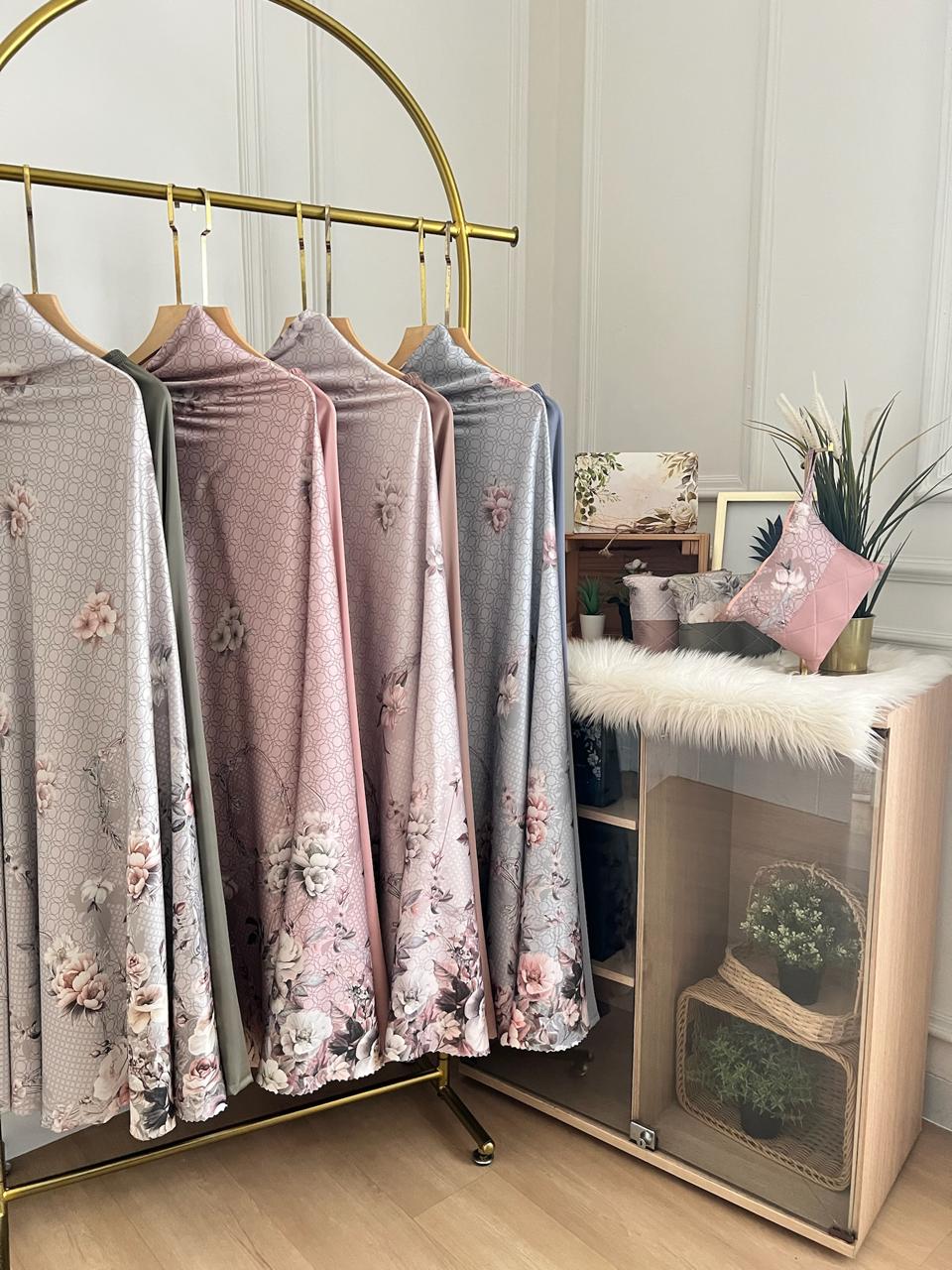 Mukena Midi Armani Silk Flower